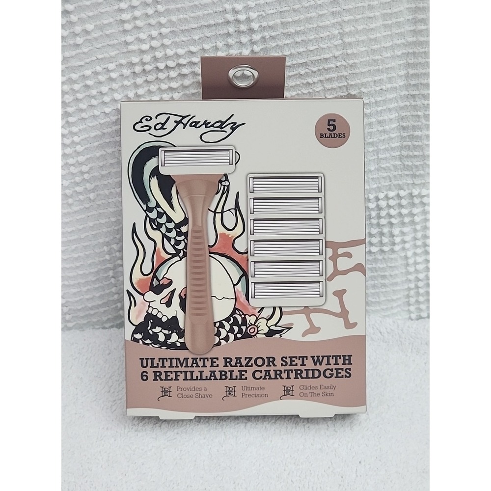 Ed Hardy Ultimate Razor Set 6 Refillable Cartridges Glides Easily on Skin B1